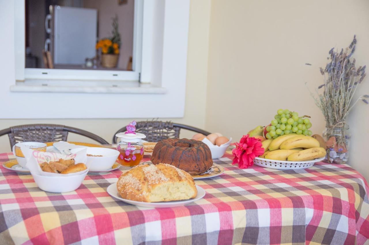 Ktima Develekou Appartement Pigadhia  Buitenkant foto