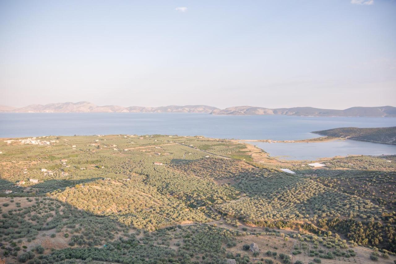 Ktima Develekou Appartement Pigadhia  Buitenkant foto