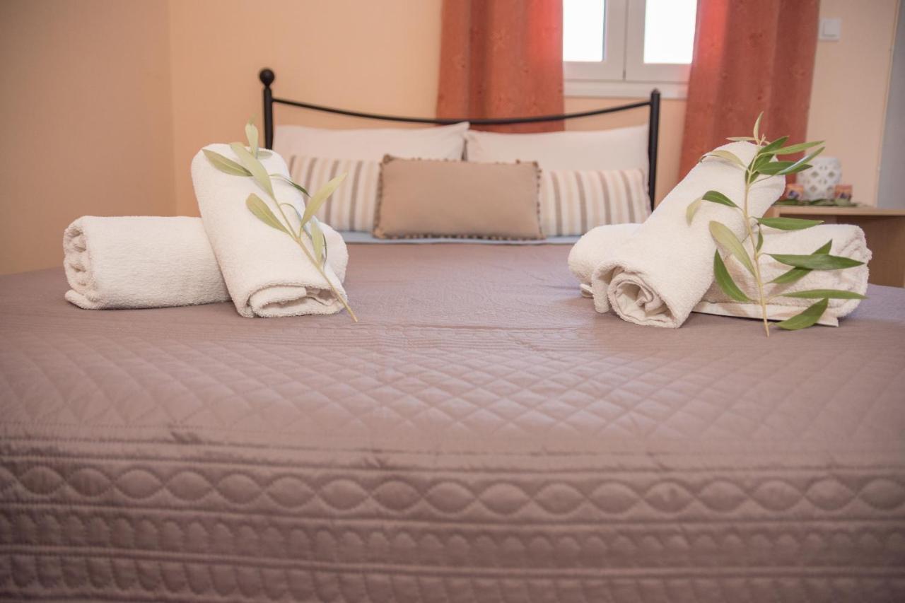 Ktima Develekou Appartement Pigadhia  Buitenkant foto