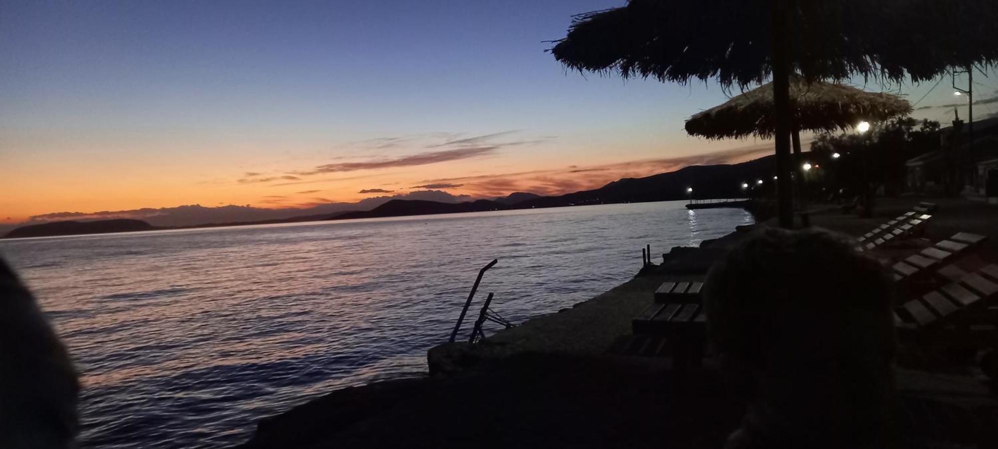 Ktima Develekou Appartement Pigadhia  Buitenkant foto